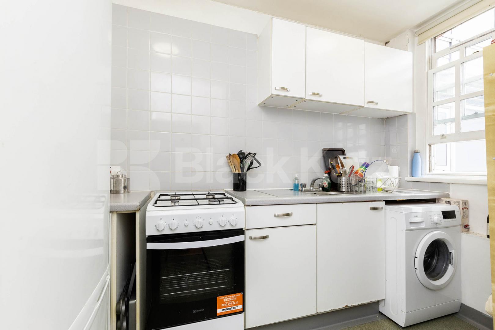 Spacious two bed with wood floors, double bedrooms & mins to regents park Scott Ellis Gardens, St Johns Wood